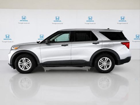 Used 2023 Ford Explorer 2WD image 3