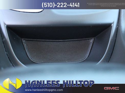 Used 2024 Chevrolet Equinox LT FWD image 19