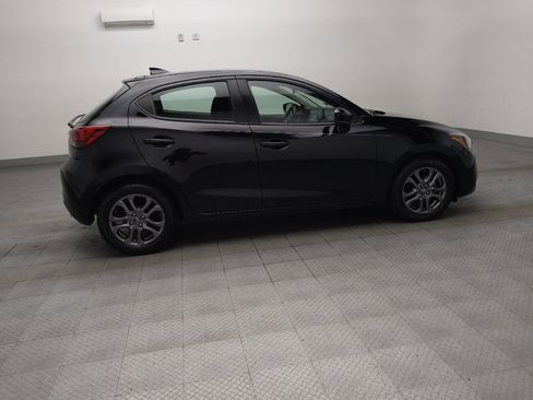 Used 2020 Toyota Yaris LE FWD image 10