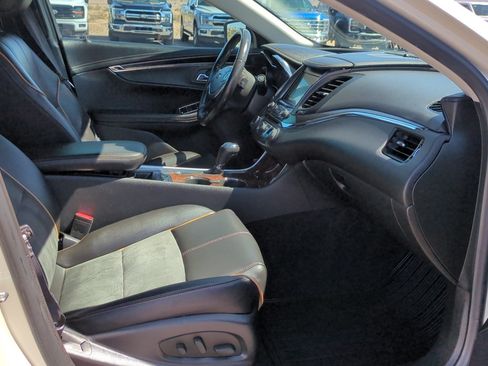 Used 2014 Chevrolet Impala LT FWD image 30
