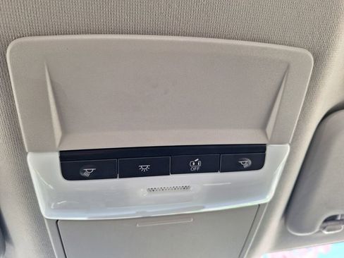 Used 2025 Nissan Sentra SV w/ All-Weather Package image 17