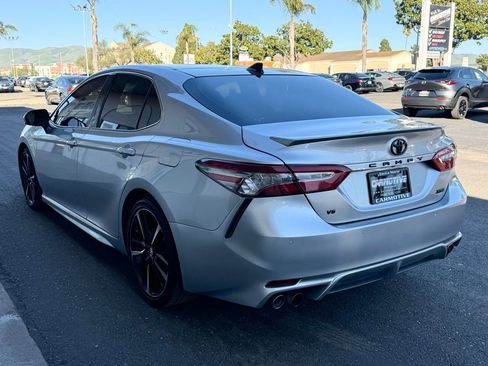 Used 2018 Toyota Camry XLE image 7