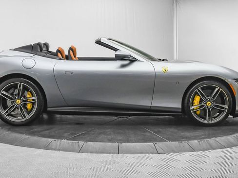 Certified 2025 Ferrari Roma Spider image 9