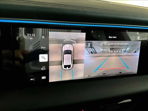 New 2025 Porsche Macan 4S Electric image 25