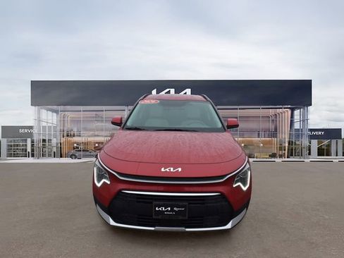 New 2026 Kia Niro EX FWD image 9