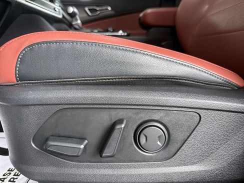 Used 2023 Kia Sportage SX FWD image 12