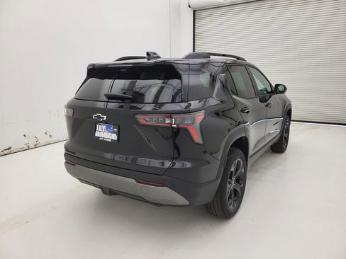 New 2026 Chevrolet Equinox LT w/ Convenience Package II FWD image 14