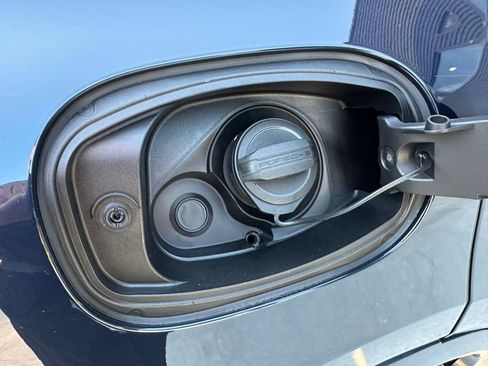 Used 2026 Porsche Cayenne S image 43