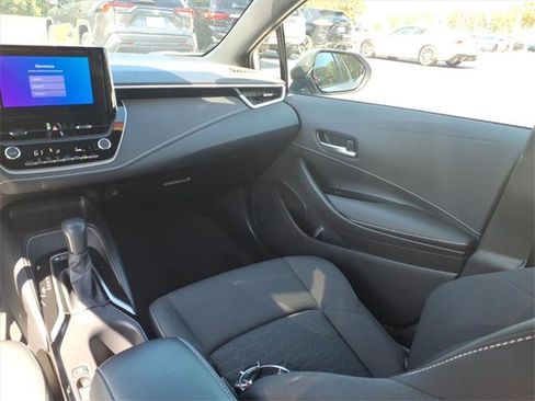 Used 2025 Toyota Corolla SE image 9