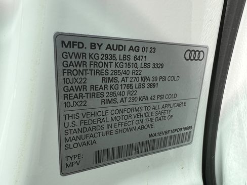 Used 2023 Audi Q8 Premium Plus w/ Premium Plus Package image 37