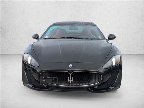Used 2015 Maserati GranTurismo Sport image 2