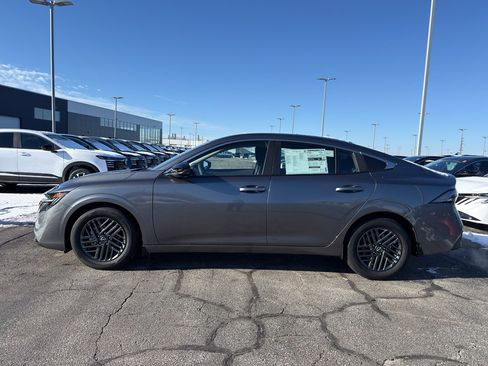 New 2026 Nissan Sentra SV image 7