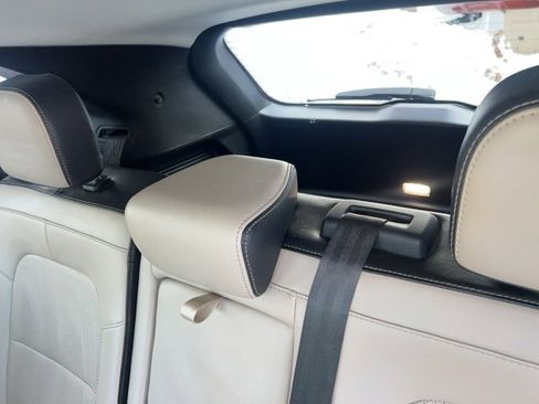 Used 2022 Ford Escape SEL w/ Technology Package image 16