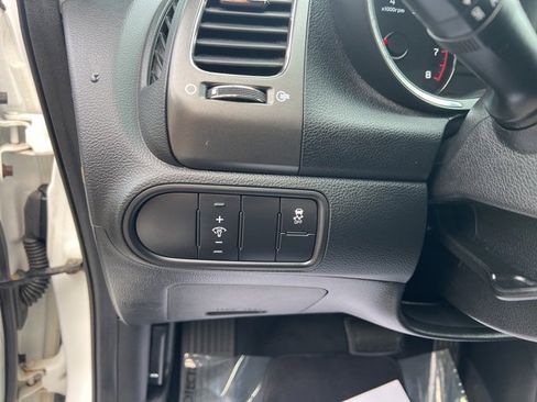 Used 2017 Kia Forte LX image 19