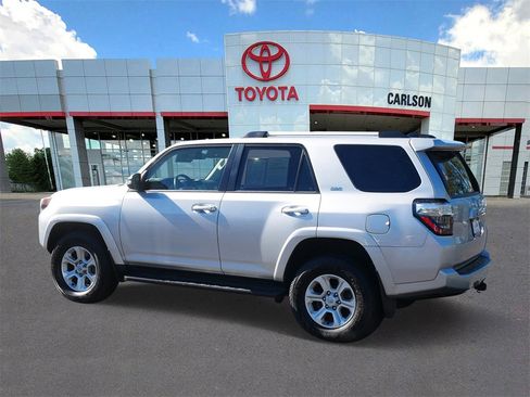 Certified 2024 Toyota 4Runner SR5 Premium image 6