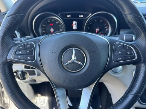 Used 2019 Mercedes-Benz GLA 250 image 24
