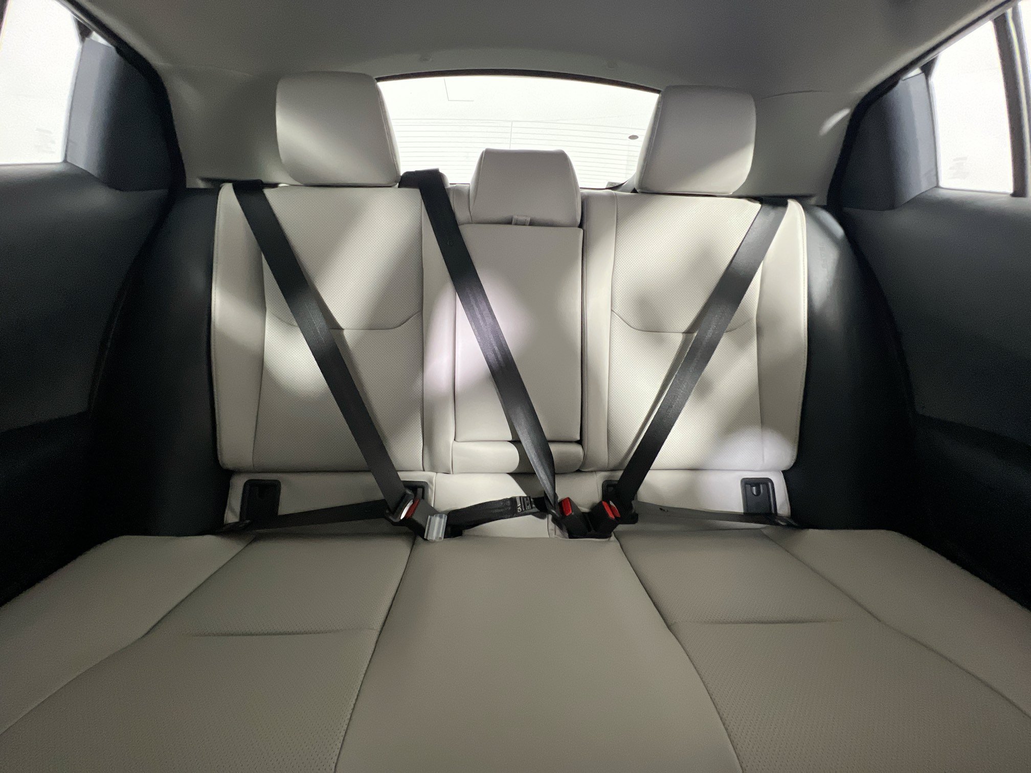 New 2027 Toyota Prius XLE FWD image 32
