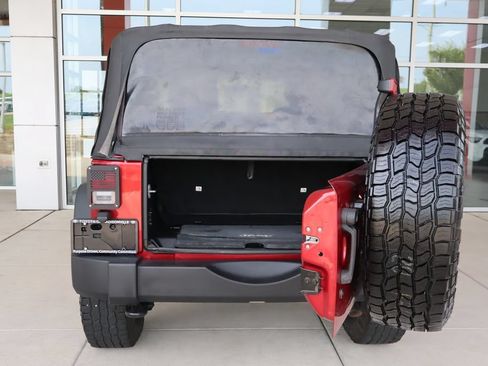 Used 2013 Jeep Wrangler Sport AWD/4WD image 8