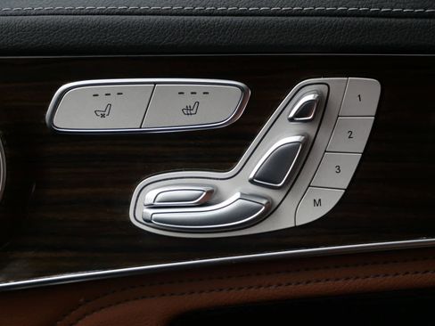 Used 2019 Mercedes-Benz GLC 300 4MATIC Coupe image 26