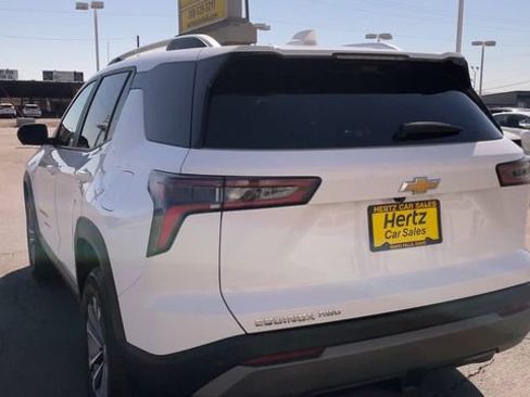 Used 2025 Chevrolet Equinox LT w/ Convenience Package II AWD/4WD image 8