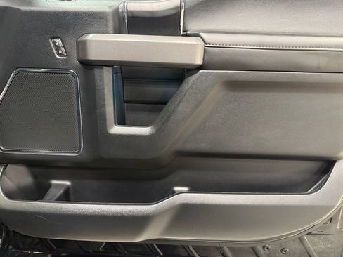 Used 2020 Ford F150 Platinum w/ Technology Package AWD/4WD image 12