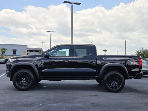 New 2026 Chevrolet Colorado Trail Boss AWD/4WD image 3