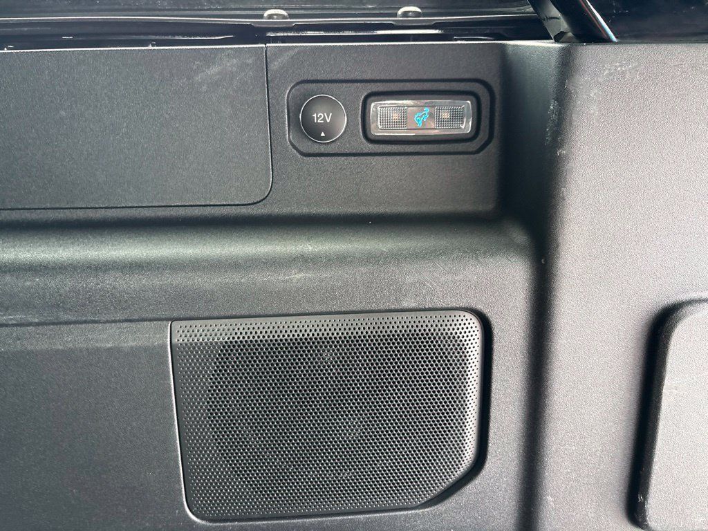 Used 2025 Ford Bronco Outer Banks AWD/4WD image 28