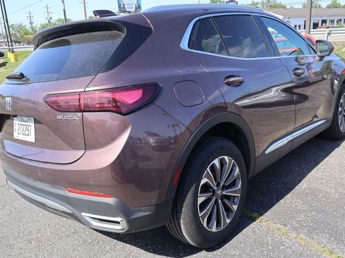 Used 2024 Buick Envision Preferred AWD/4WD image 3