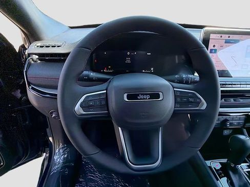 New 2026 Jeep Compass Trailhawk w/ Sun, Sound & Navigation Group AWD/4WD image 12