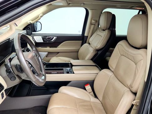Used 2023 Lincoln Navigator Reserve AWD/4WD image 19