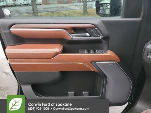 Used 2024 GMC Sierra 3500 Denali Ultimate image 22