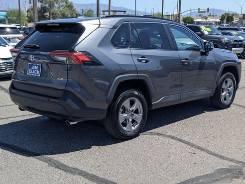Used 2024 Toyota RAV4 XLE FWD image 2