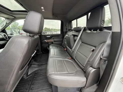 Used 2021 GMC Sierra 3500 Denali w/ Denali Ultimate Package AWD/4WD image 29