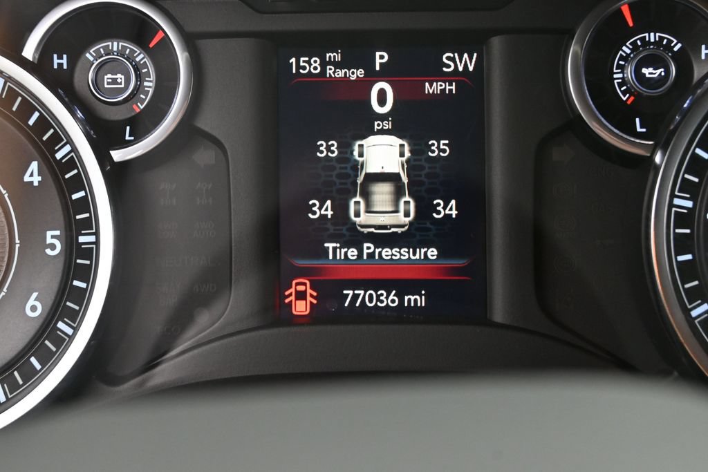 Used 2022 RAM 1500 Big Horn AWD/4WD image 36