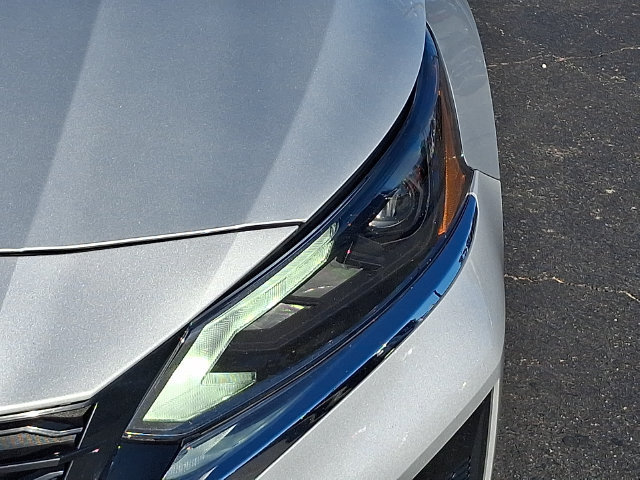 Used 2025 Nissan Altima 2.5 SV FWD image 9