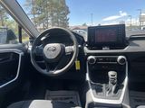 Used 2019 Toyota RAV4 LE image 3