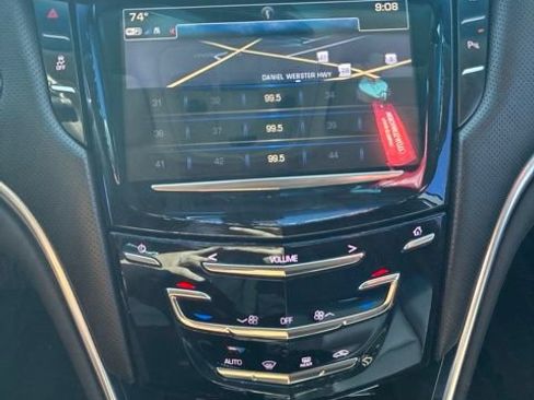 Used 2017 Cadillac XTS FWD image 9
