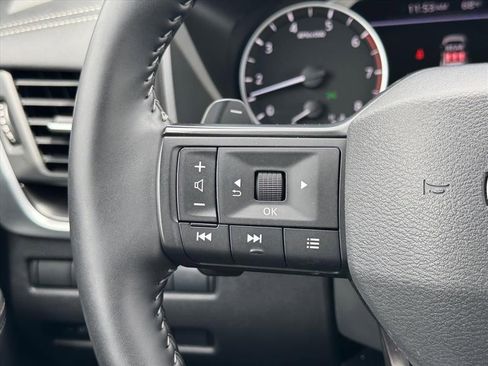 Certified 2025 Nissan Rogue SV AWD/4WD image 18