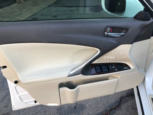 Used 2012 Lexus IS 250 AWD image 9