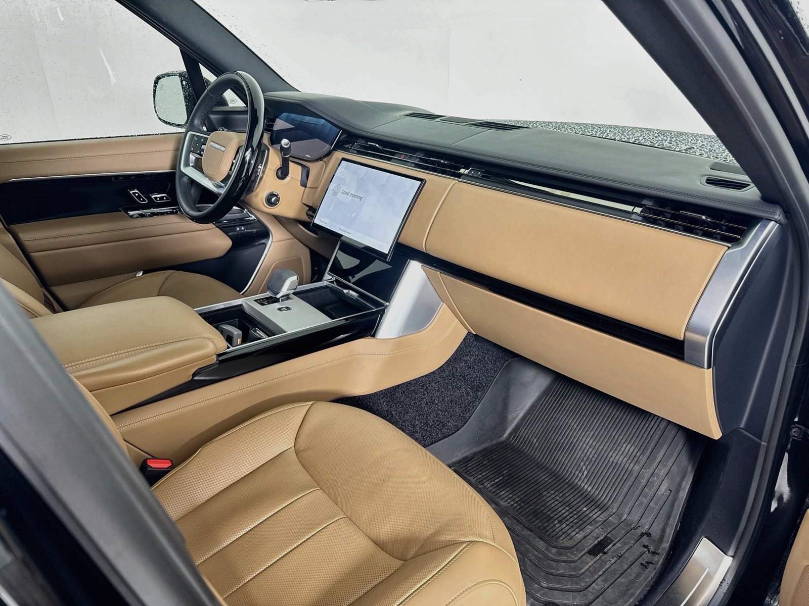 Used 2025 Land Rover Range Rover SE AWD/4WD image 9