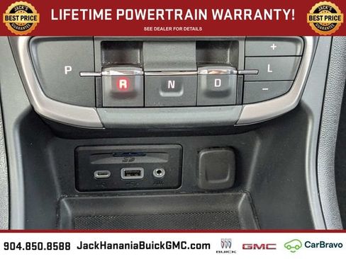 Used 2024 GMC Terrain AT4 AWD/4WD image 23