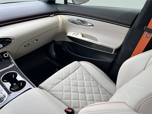 New 2026 Genesis GV70 3.5T Sport Prestige AWD/4WD image 12