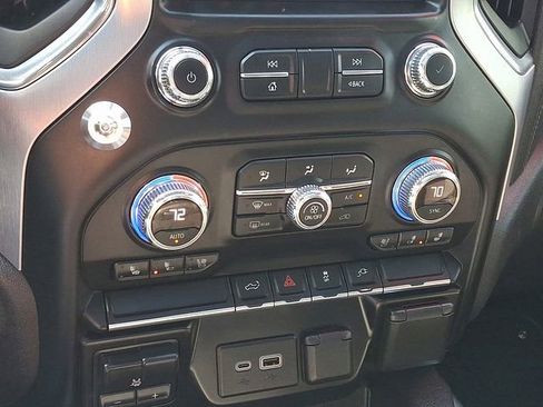 Certified 2021 GMC Sierra 1500 SLT w/ SLT Premium Package AWD/4WD image 9