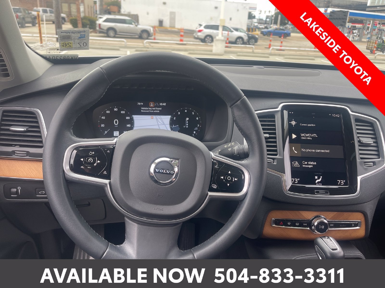 Used 2022 Volvo XC90 T5 Momentum w/ Protection Package Premier FWD image 23