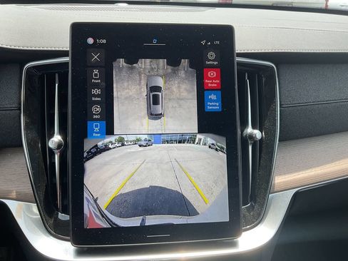 New 2026 Volvo XC90 B6 Plus w/ Protection Package AWD/4WD image 26