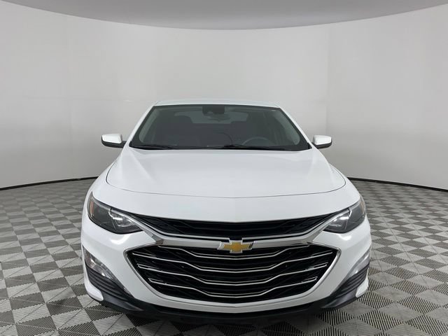 Used 2023 Chevrolet Malibu LT w/ Driver Confidence Package FWD image 4