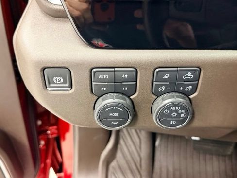 Certified 2024 Chevrolet Silverado 2500 LTZ w/ LTZ Plus Package AWD/4WD image 19