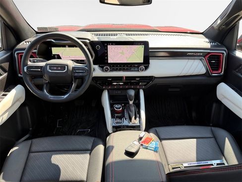 Used 2023 GMC Canyon AT4X image 22