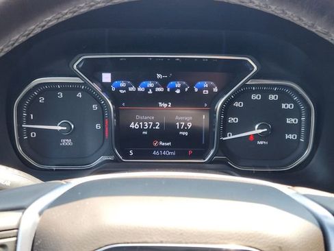 Used 2021 GMC Yukon SLT w/ SLT Premium Package RWD image 13