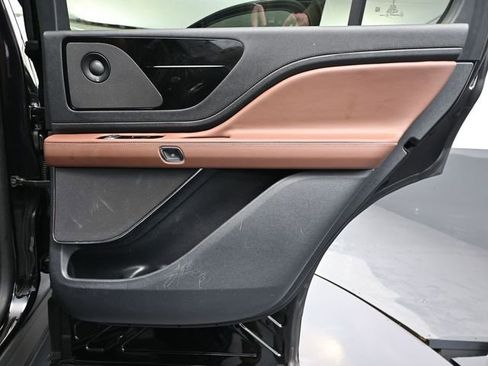Used 2025 Lincoln Aviator Reserve w/ Jet Appearance Package image 50